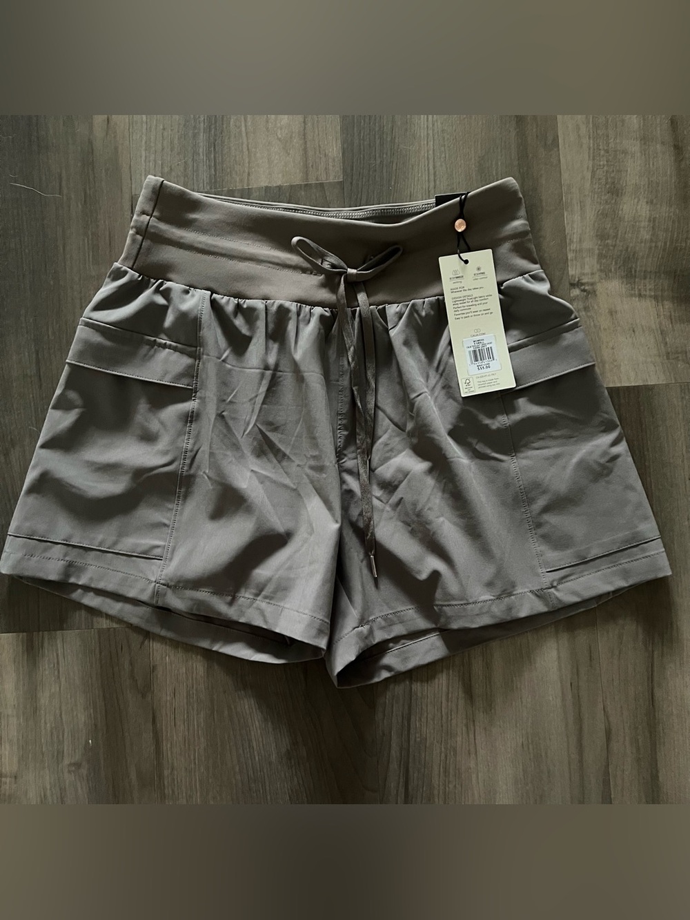 Calia Journey Shorts Womens XS Dark Gray Mid Rise Bermuda 4” Inseam Athletic